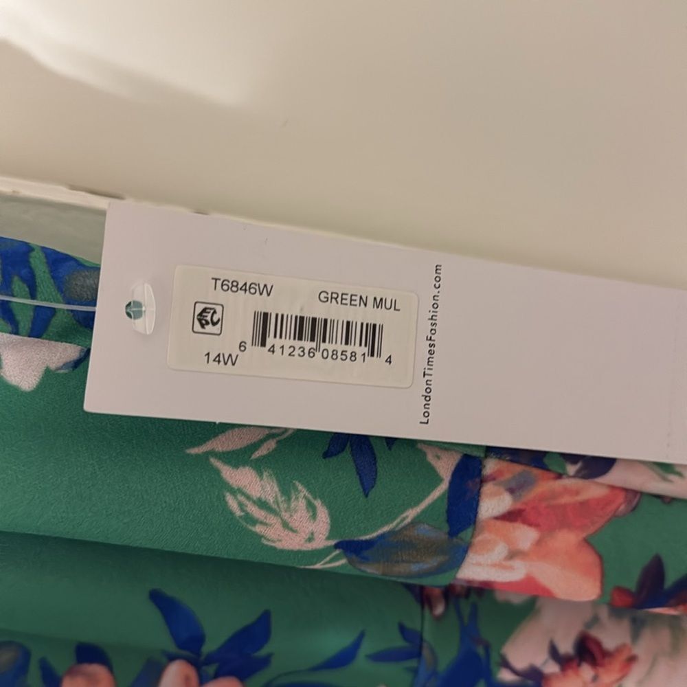 NWT London Times Women's V-Neck Flare Dress Guest of Garden Party Floral Fun - Picture 10 of 15